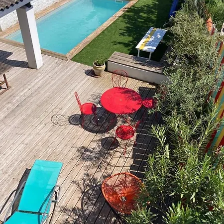 La Maison En Couleur 4 étoiles 10 Pers Avec Piscine Privée Сasa de vacaciones La Tremblade