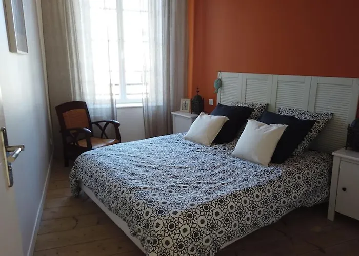 La Maison En Couleur 4 étoiles 10 Pers Avec Piscine Privée Сasa de vacaciones La Tremblade