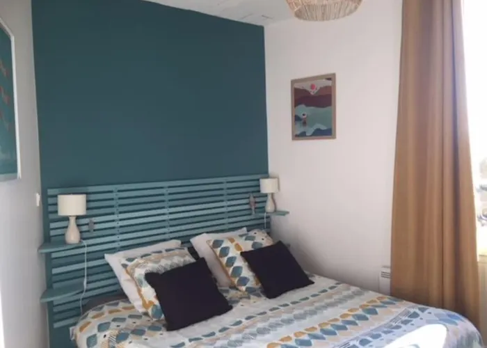 Сasa de vacaciones La Maison En Couleur 4 étoiles 10 Pers Avec Piscine Privée *